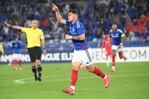 مصدر لـ"يلا كورة": اتفاق مبدئي بين الزمالك ويان ماتيوس لاعب يوكوهاما الياباني